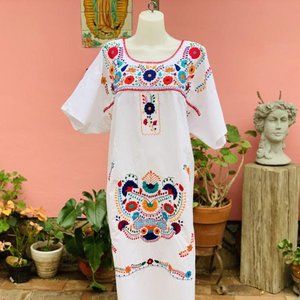 Mexican Boho Beach Tunic Embroidered White Fiesta